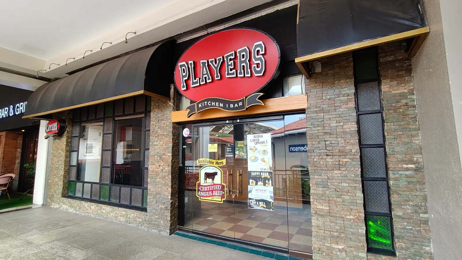 PLAYERS KITCHEN BAR in Alabang Town Center